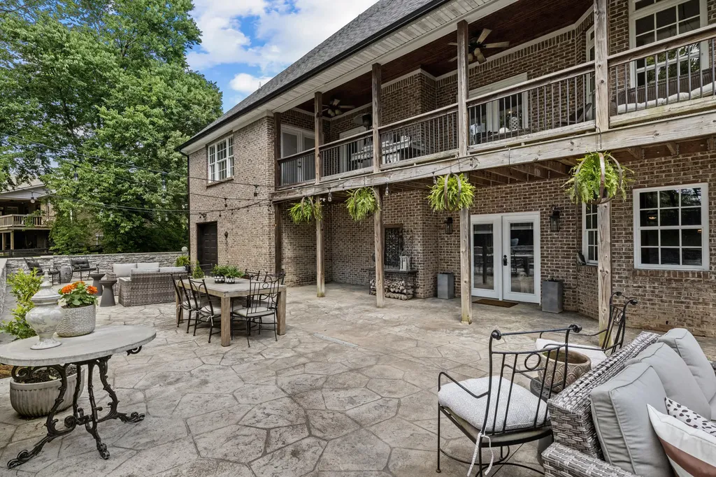 104 Deerfield Circle Nicholasville KY 40356