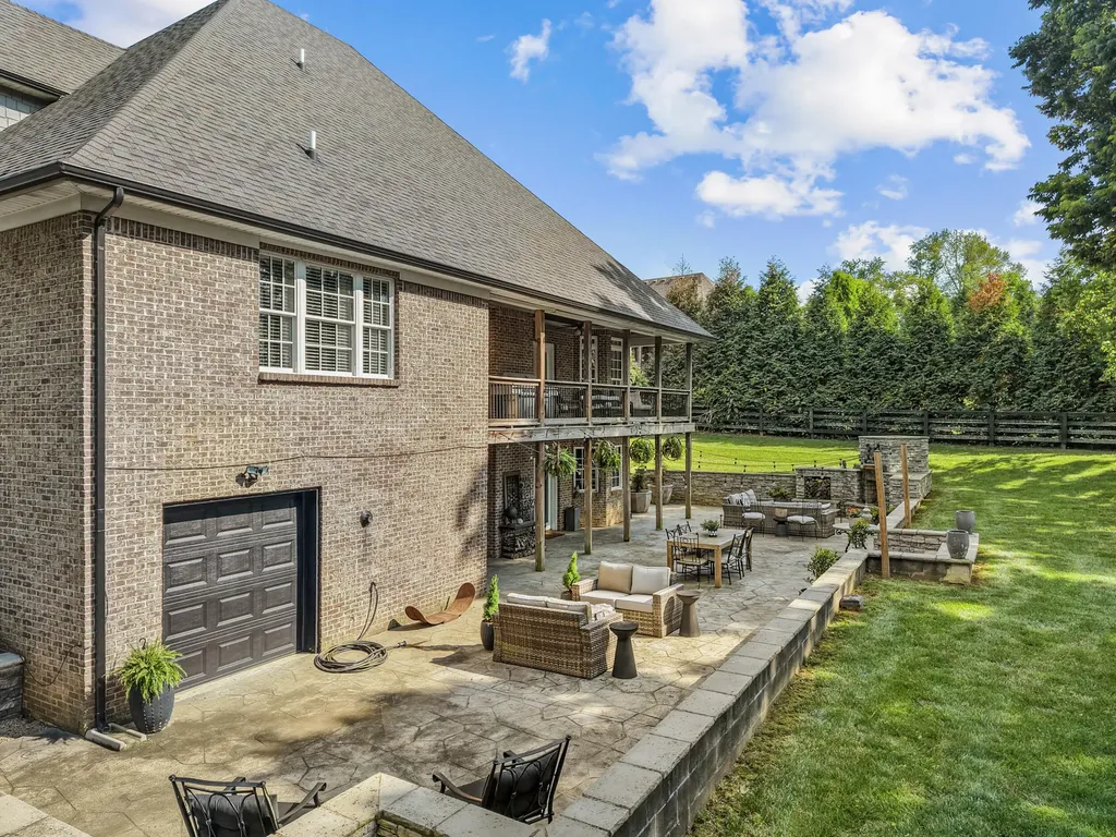 104 Deerfield Circle Nicholasville KY 40356
