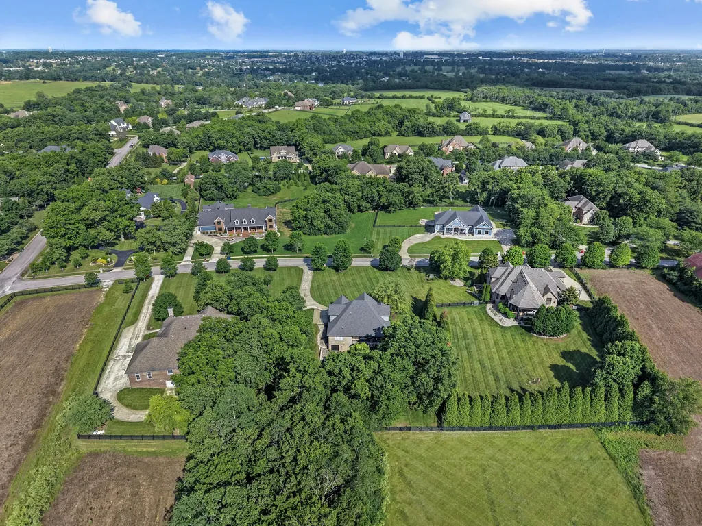 104 Deerfield Circle Nicholasville KY 40356