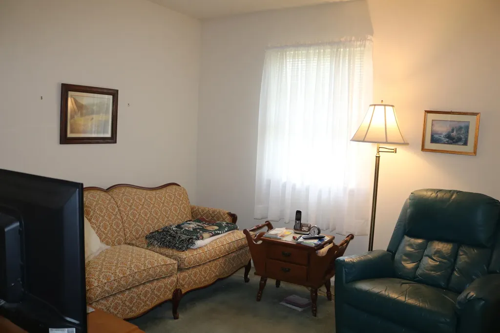 106 Clinton Drive Paris KY 40361