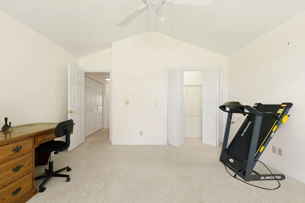 175 S Riverwood Burnside KY 41519