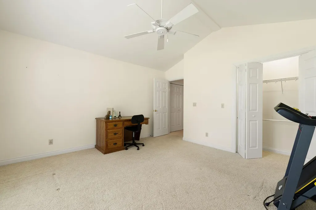 175 S Riverwood Burnside KY 41519