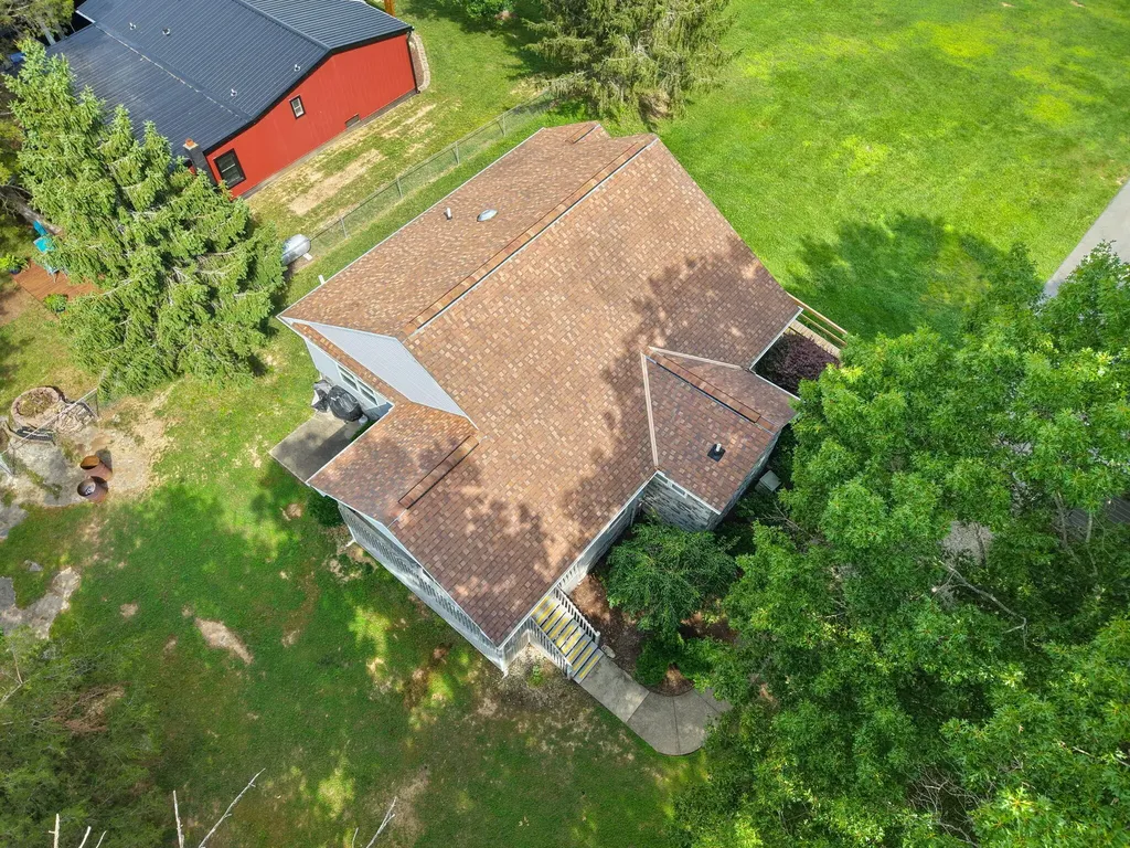 175 S Riverwood Burnside KY 41519