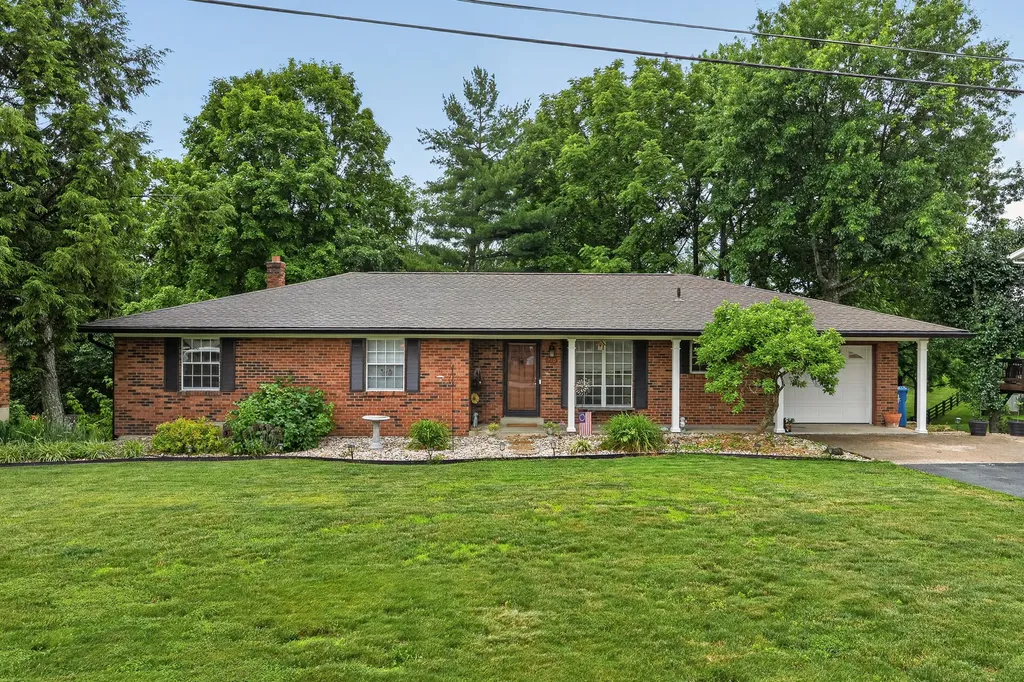 210 Ridgelea Drive Williamstown KY 41097