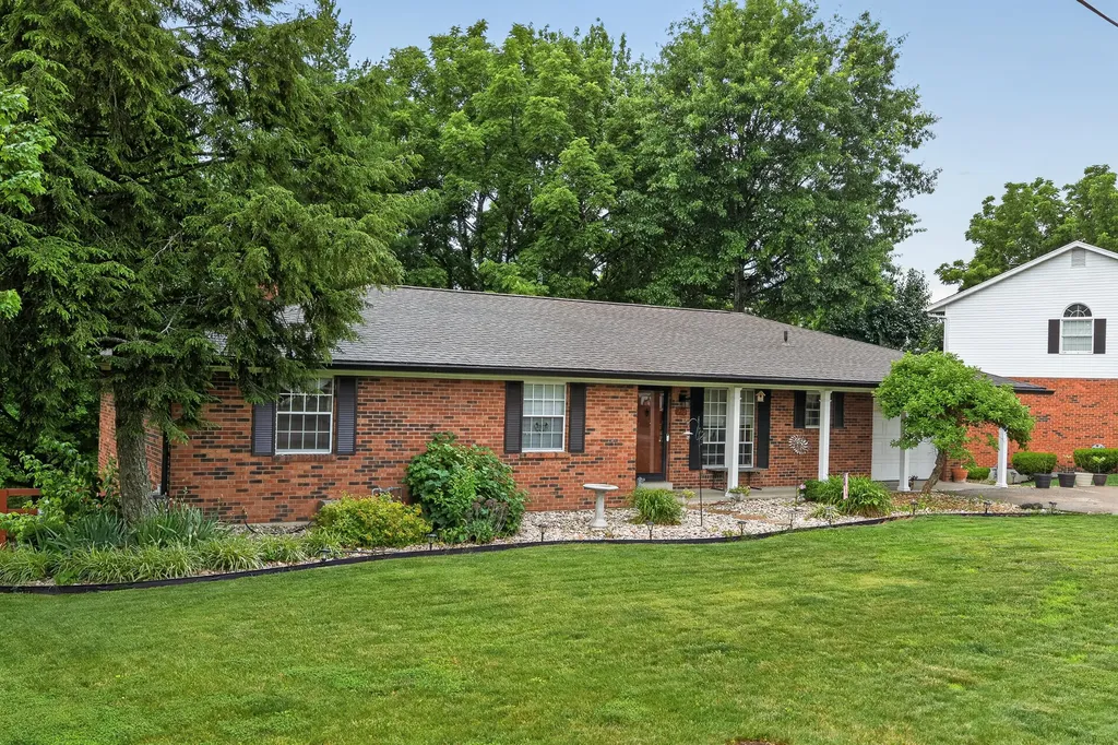 210 Ridgelea Drive Williamstown KY 41097