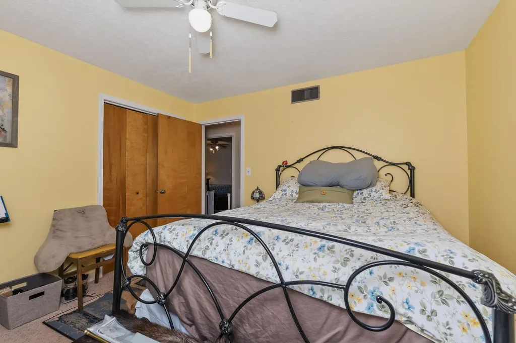 210 Ridgelea Drive Williamstown KY 41097
