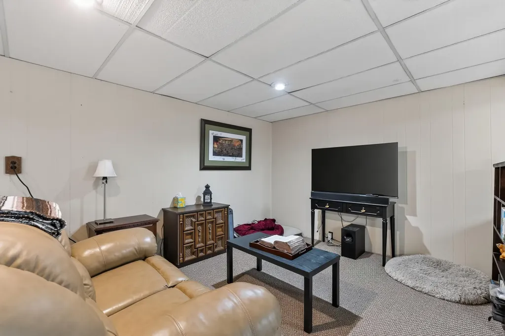 210 Ridgelea Drive Williamstown KY 41097