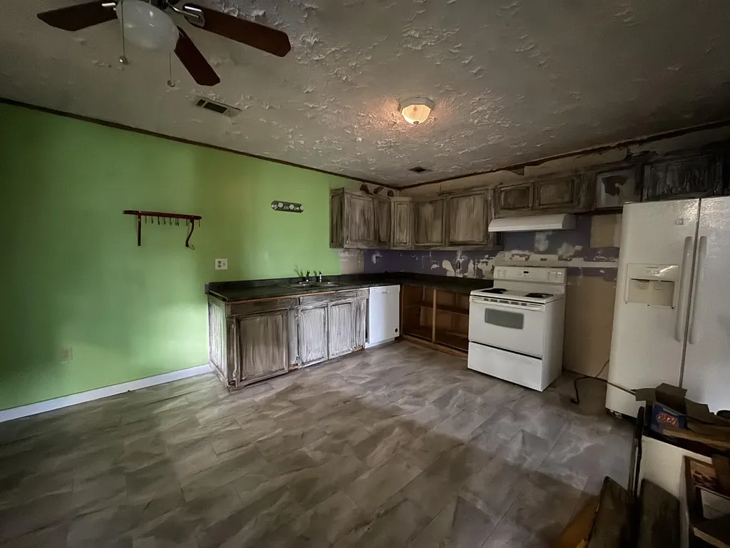 154 Gray Buck Drive Mt Vernon KY 40456