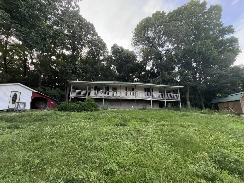 154 Gray Buck Drive Mt Vernon KY 40456