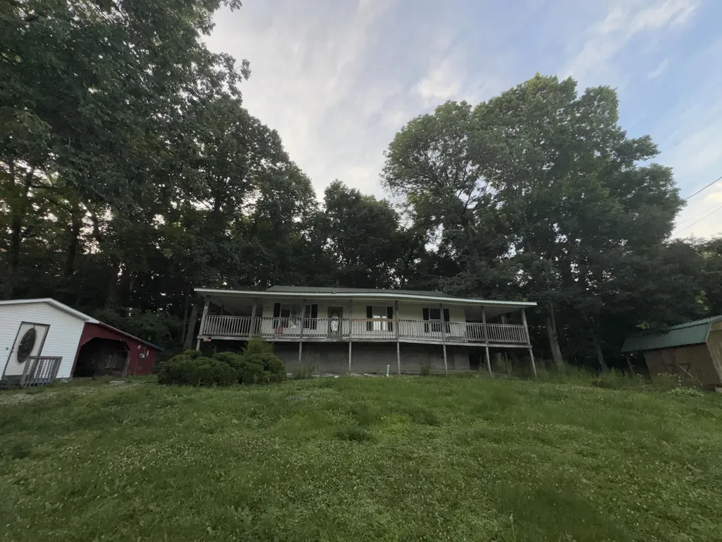 154 Gray Buck Drive Mt Vernon KY 40456