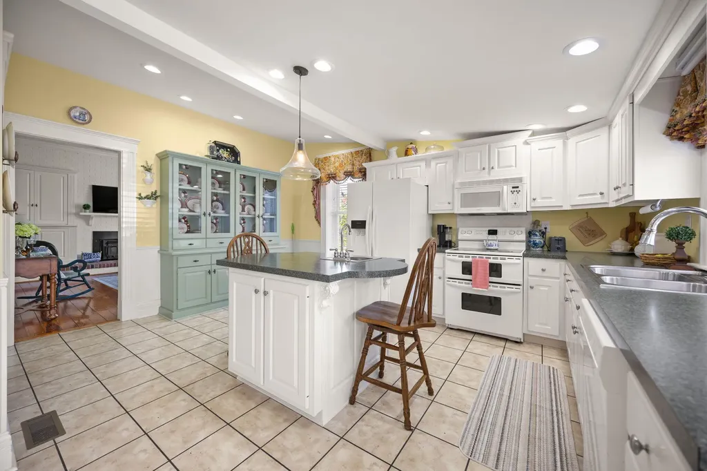 209 Lexington Road Lancaster KY 40444