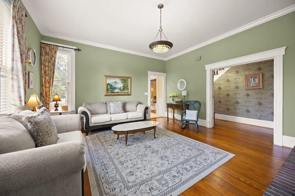 209 Lexington Road Lancaster KY 40444