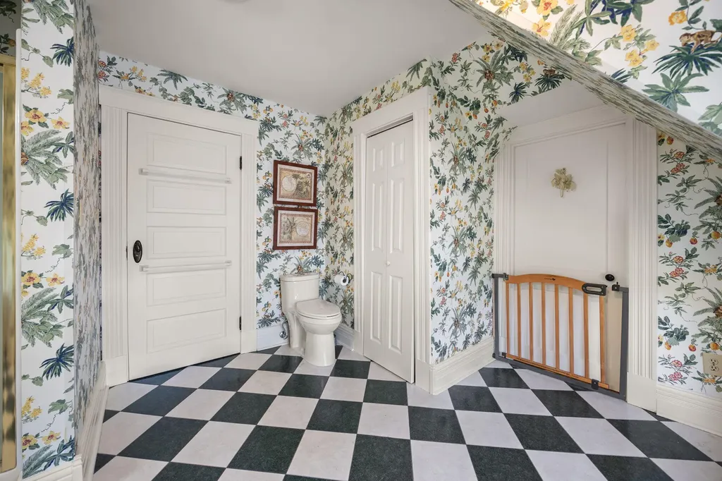 209 Lexington Road Lancaster KY 40444