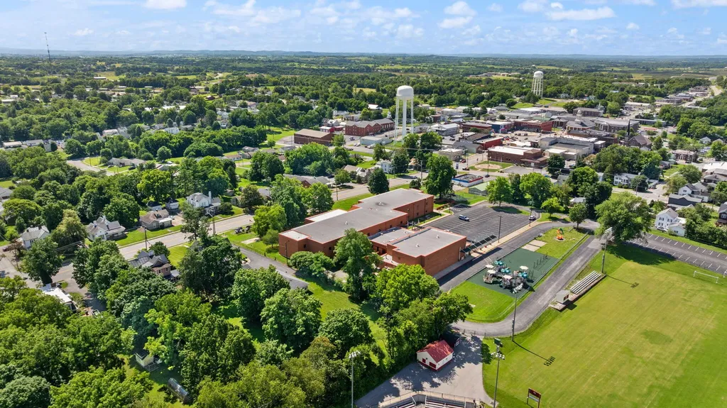 209 Lexington Road Lancaster KY 40444