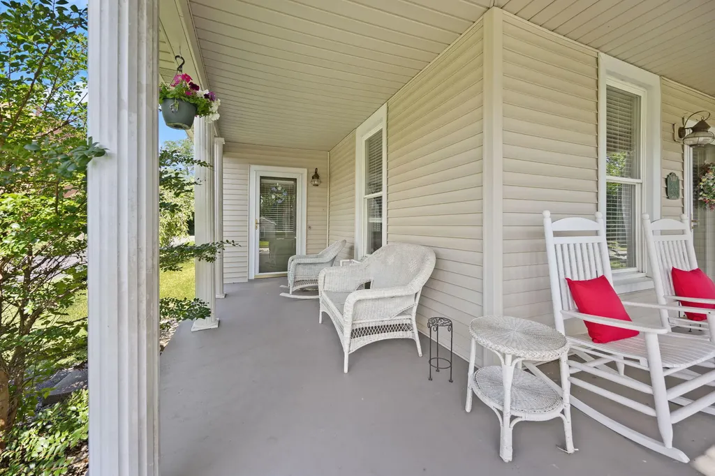 209 Lexington Road Lancaster KY 40444