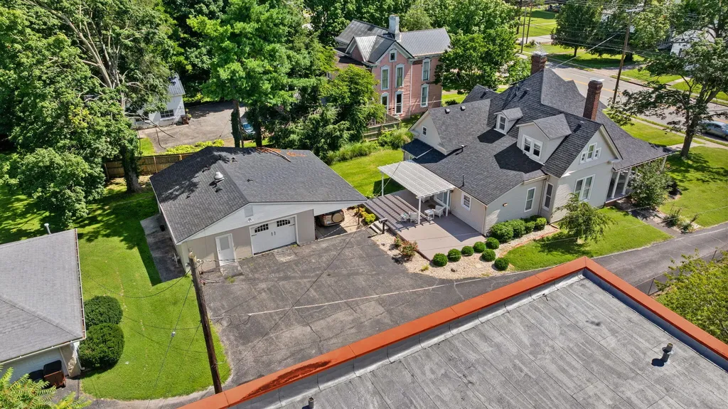 209 Lexington Road Lancaster KY 40444