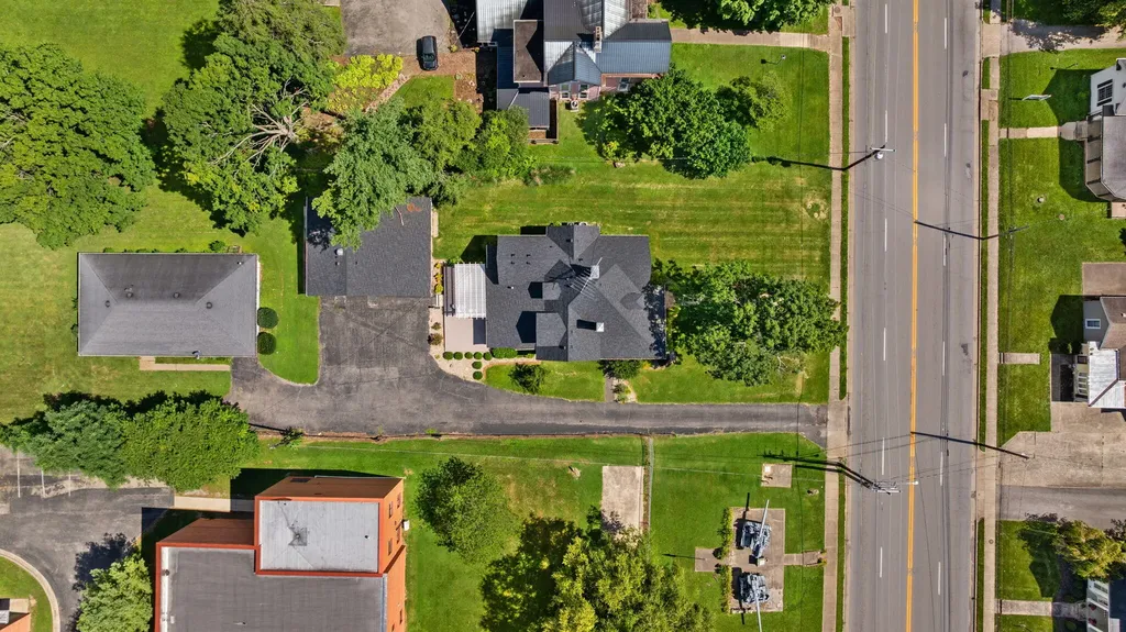 209 Lexington Road Lancaster KY 40444