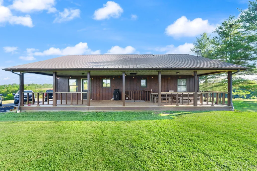 2371 Howards Mill Road Mt Sterling KY 40353