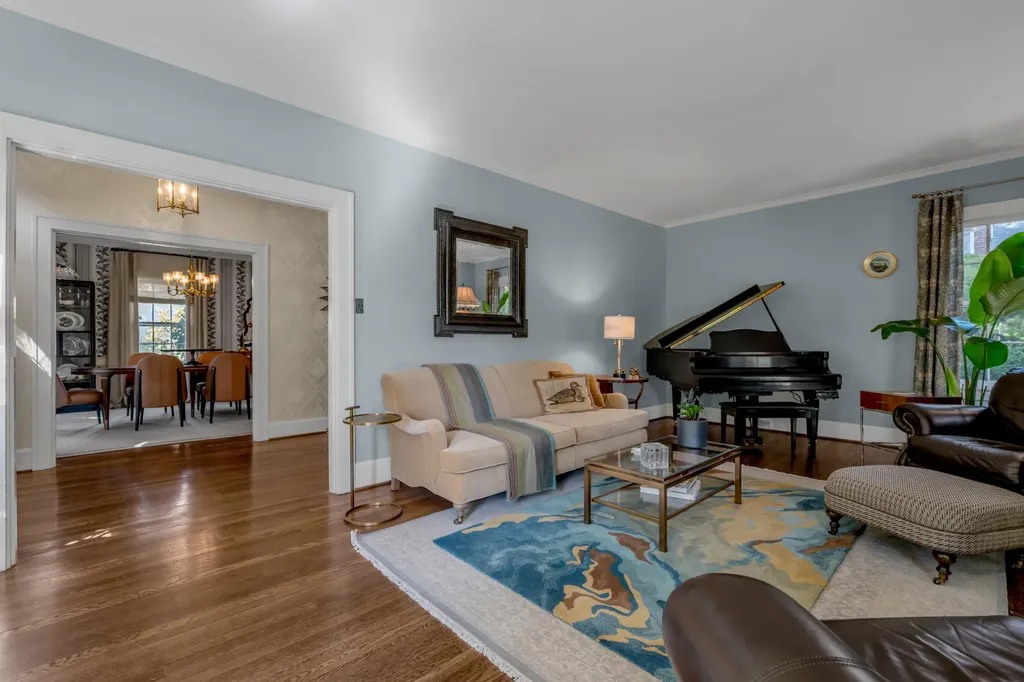 245 Holiday Road Lexington KY 40502