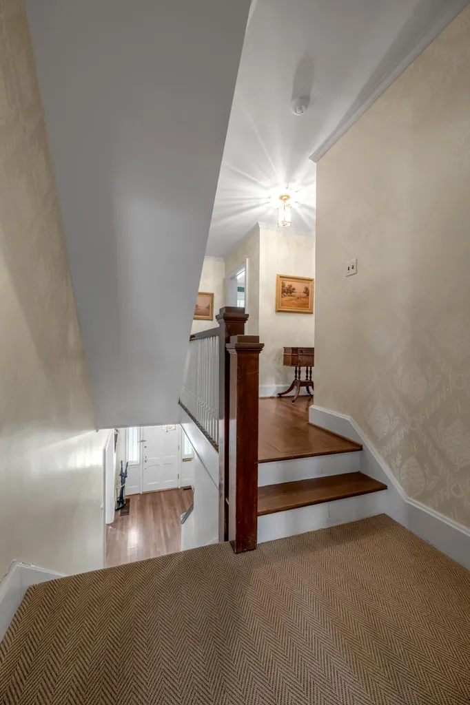 245 Holiday Road Lexington KY 40502