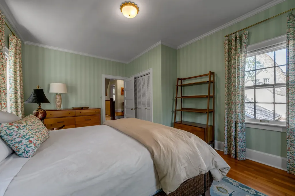245 Holiday Road Lexington KY 40502