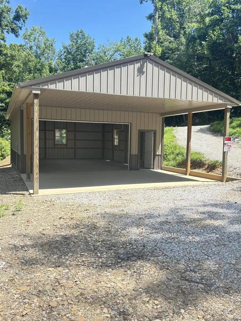 950 Bates Road Nancy KY 42544