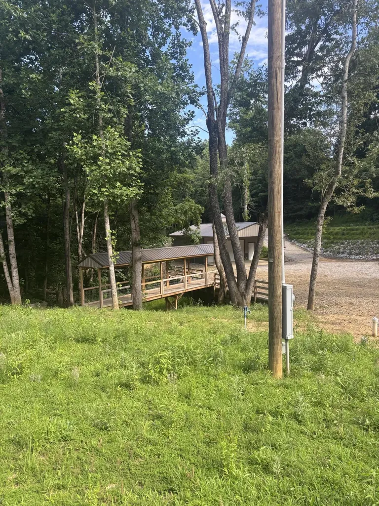 950 Bates Road Nancy KY 42544