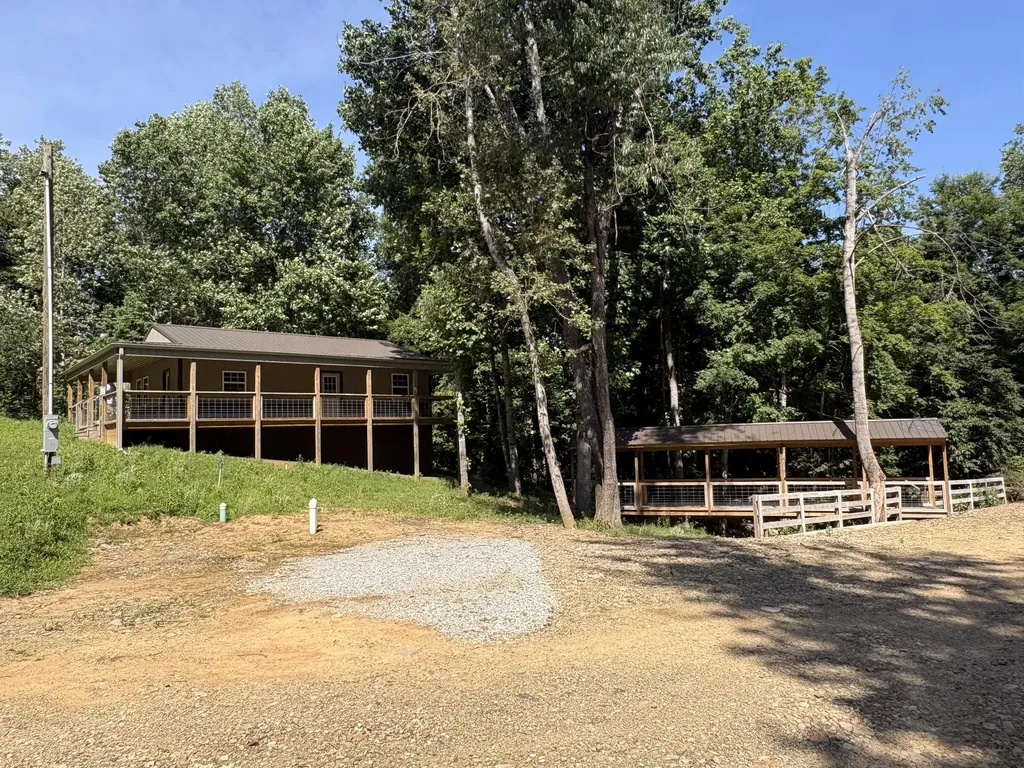 950 Bates Road Nancy KY 42544