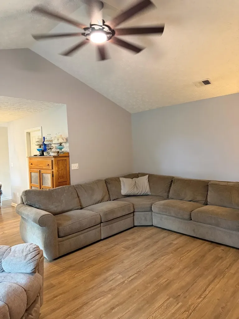 407 Sweetbay Court Versailles KY 40383