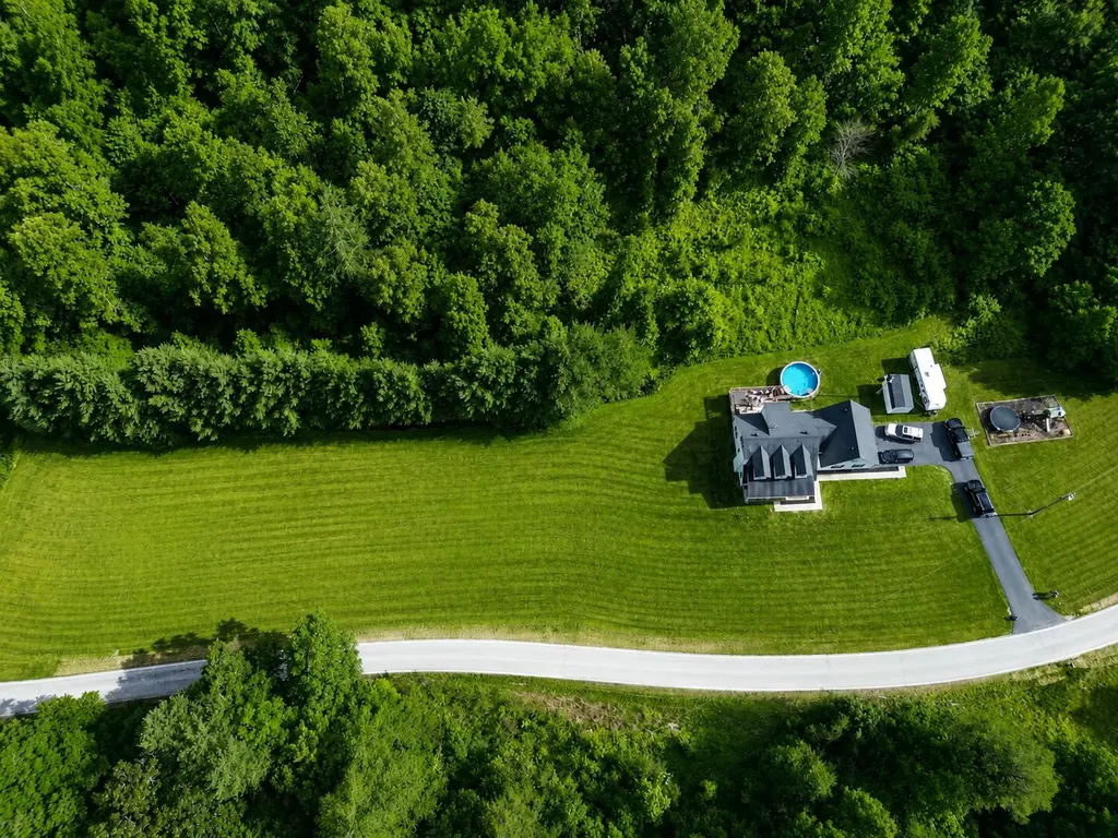 1560 Stamper Branch Road Campton KY 41301