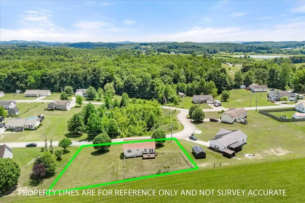 115 Cam Court Drive Lily KY 40740