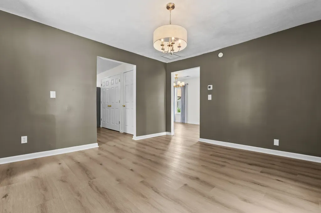 103 W Brown Street Nicholasville KY 40356