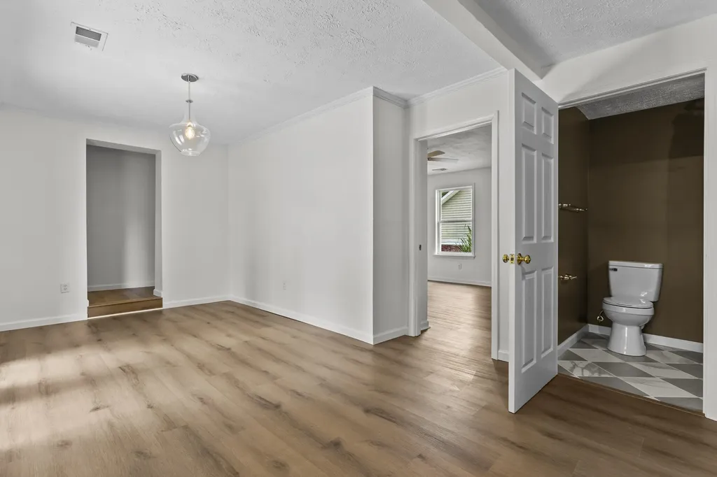 103 W Brown Street Nicholasville KY 40356
