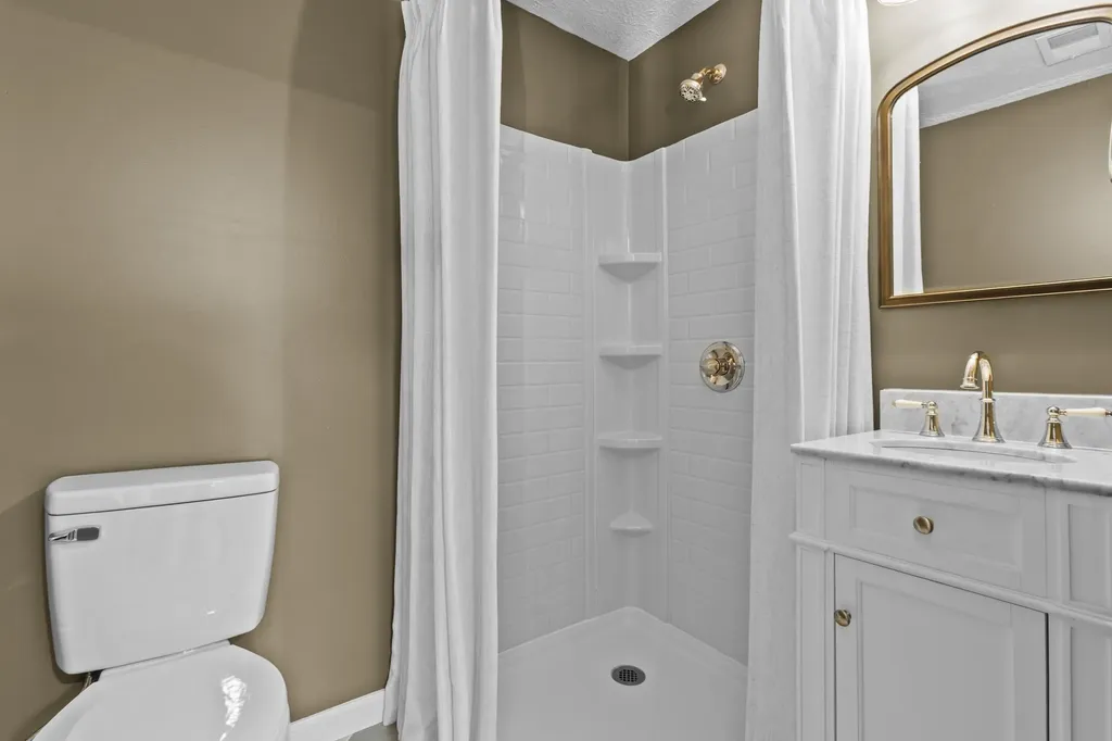 103 W Brown Street Nicholasville KY 40356