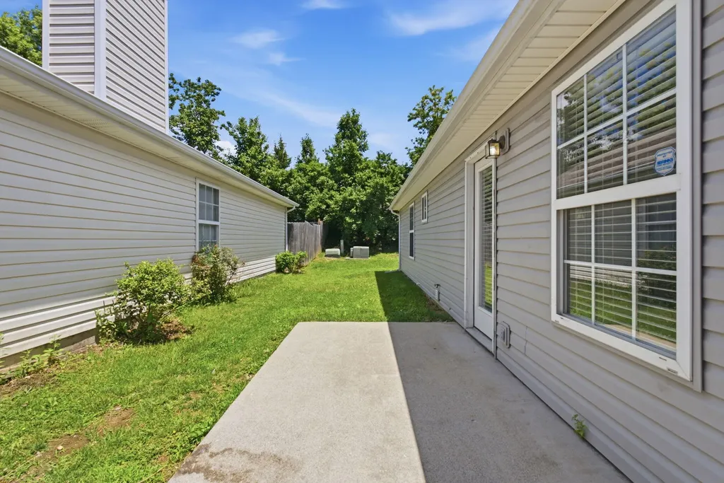 2161 Curtiswood Drive Lexington KY 40505
