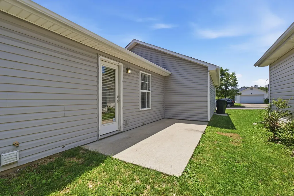 2161 Curtiswood Drive Lexington KY 40505