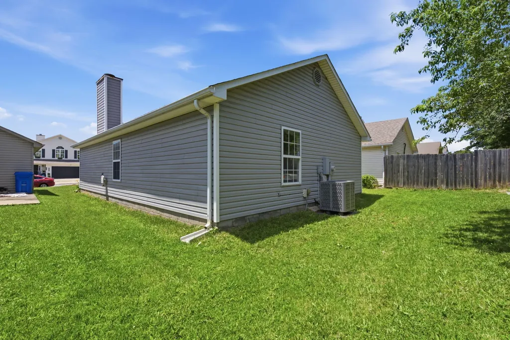 2161 Curtiswood Drive Lexington KY 40505