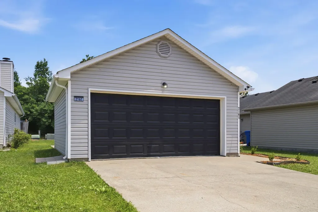 2161 Curtiswood Drive Lexington KY 40505