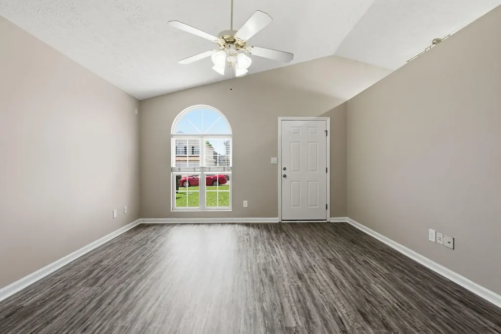 2161 Curtiswood Drive Lexington KY 40505
