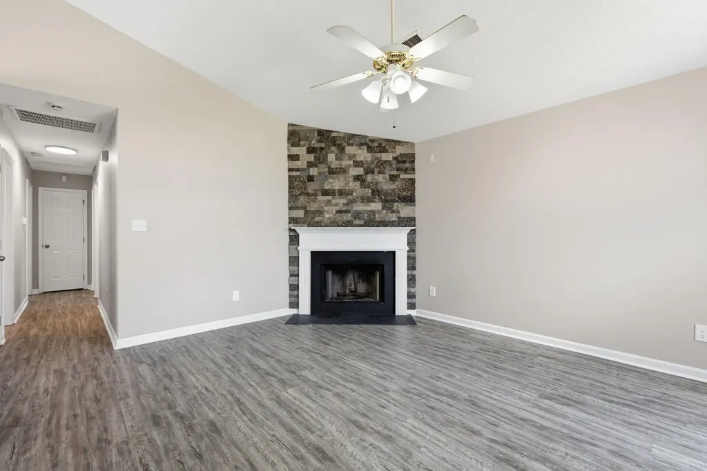 2161 Curtiswood Drive Lexington KY 40505