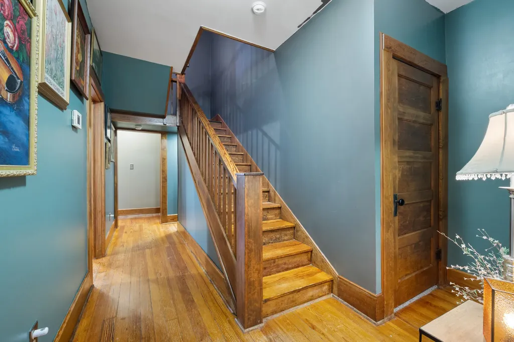 507 S 6th Street Murray KY 42071