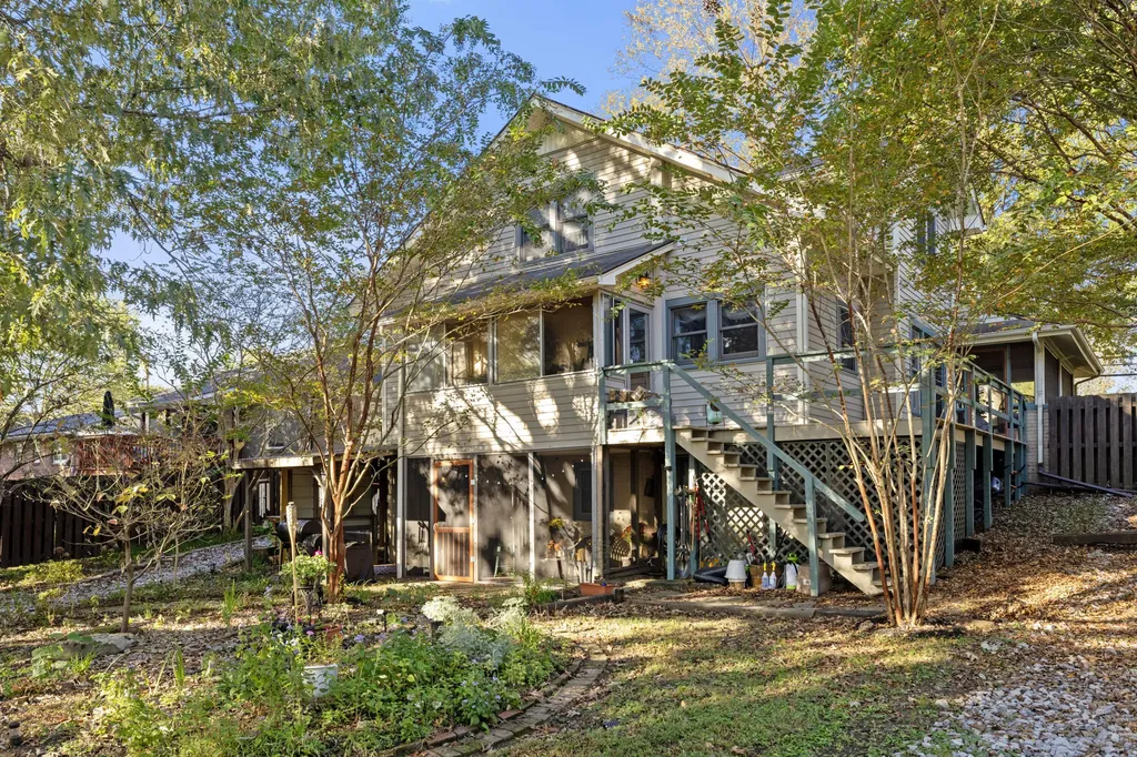 507 S 6th Street Murray KY 42071
