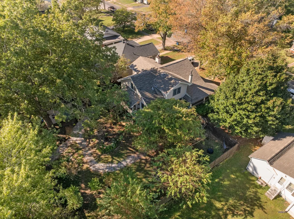 507 S 6th Street Murray KY 42071