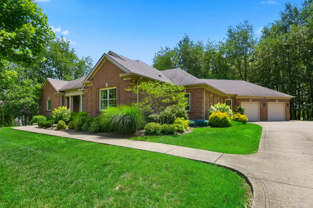 103 Morgan Drive Nicholasville KY 40356