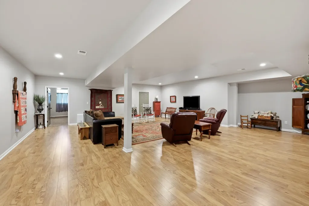 103 Morgan Drive Nicholasville KY 40356