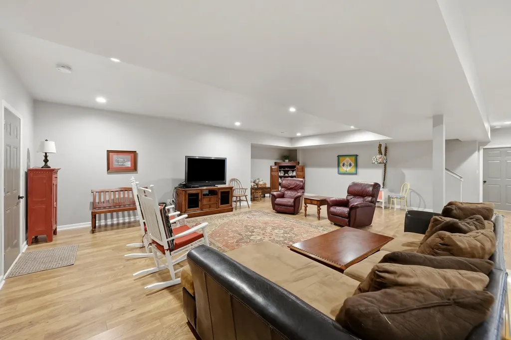 103 Morgan Drive Nicholasville KY 40356