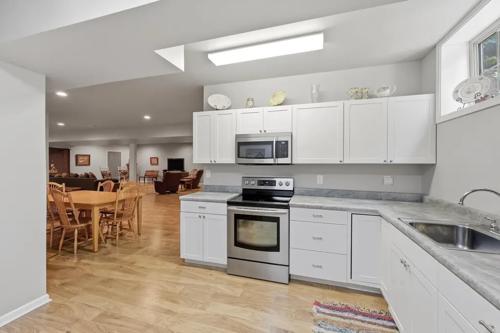 103 Morgan Drive Nicholasville KY 40356
