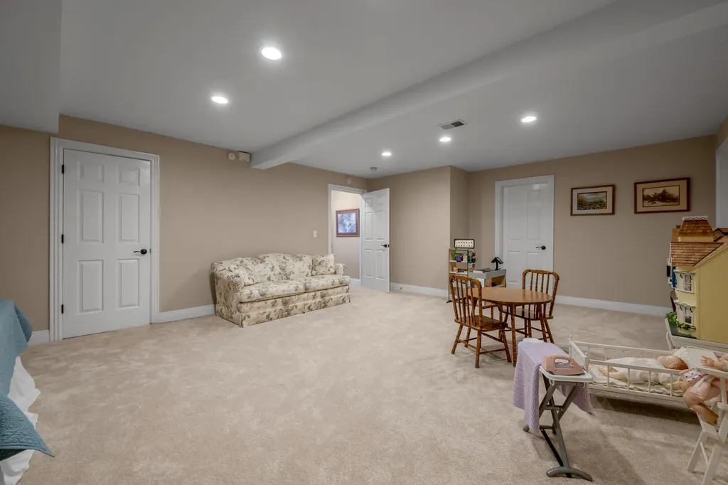 4892 Firebrook Boulevard Lexington KY 40513