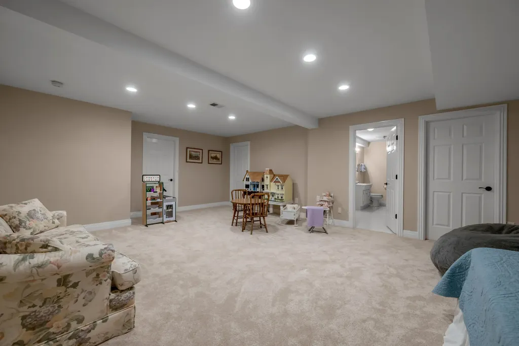 4892 Firebrook Boulevard Lexington KY 40513