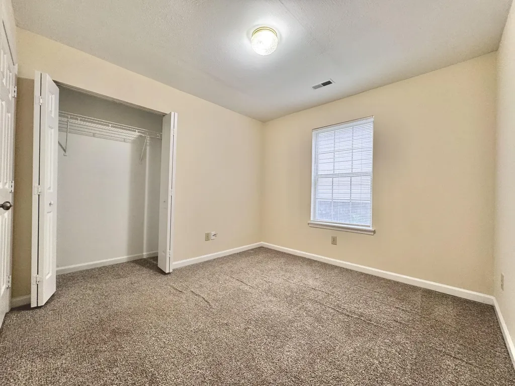 649 Hugging Bear Lane Lexington KY 40509